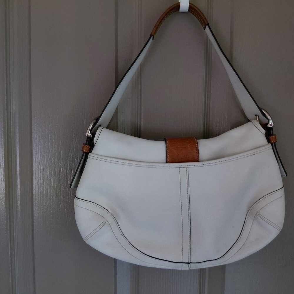 Coach Classic White Bag - Picture 2 of 5
